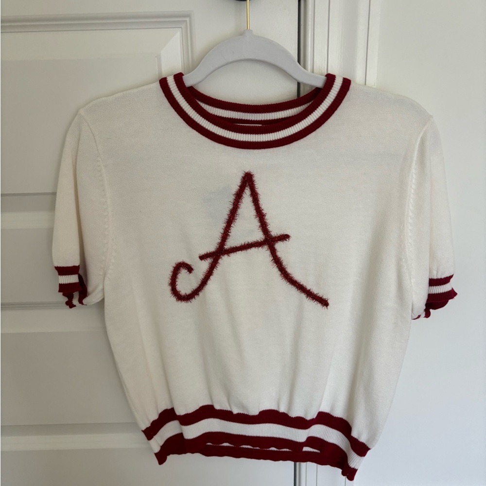 QUEEN OF SPARKLES ladies sweater SIZE XS NEW WITH TAGS Alabama